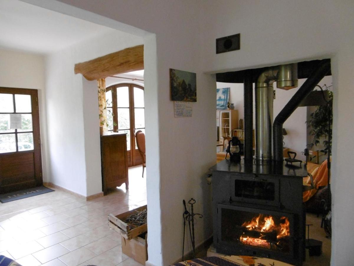 Bed and Breakfast Le Val Leron Valaurie Экстерьер фото